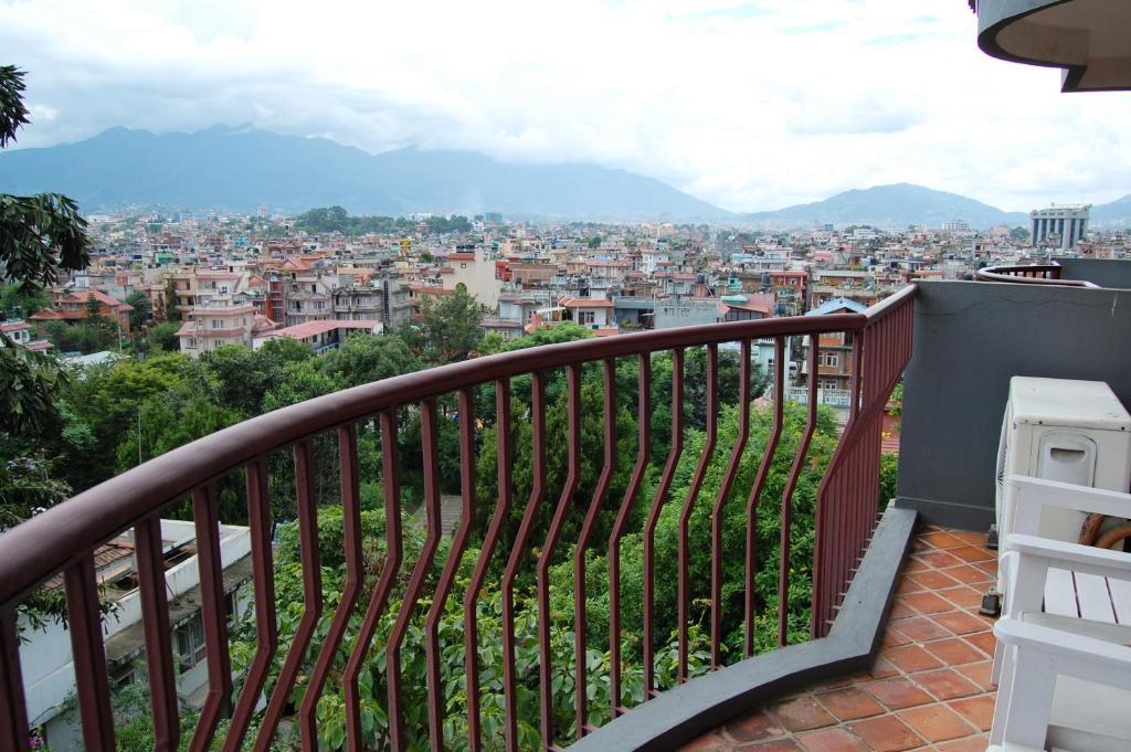 Hotel Sunset View Kathmandu Bagian luar foto
